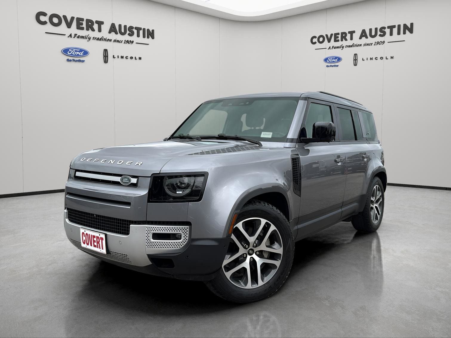 Used 2020 Land Rover Defender 110 First Edition image 1