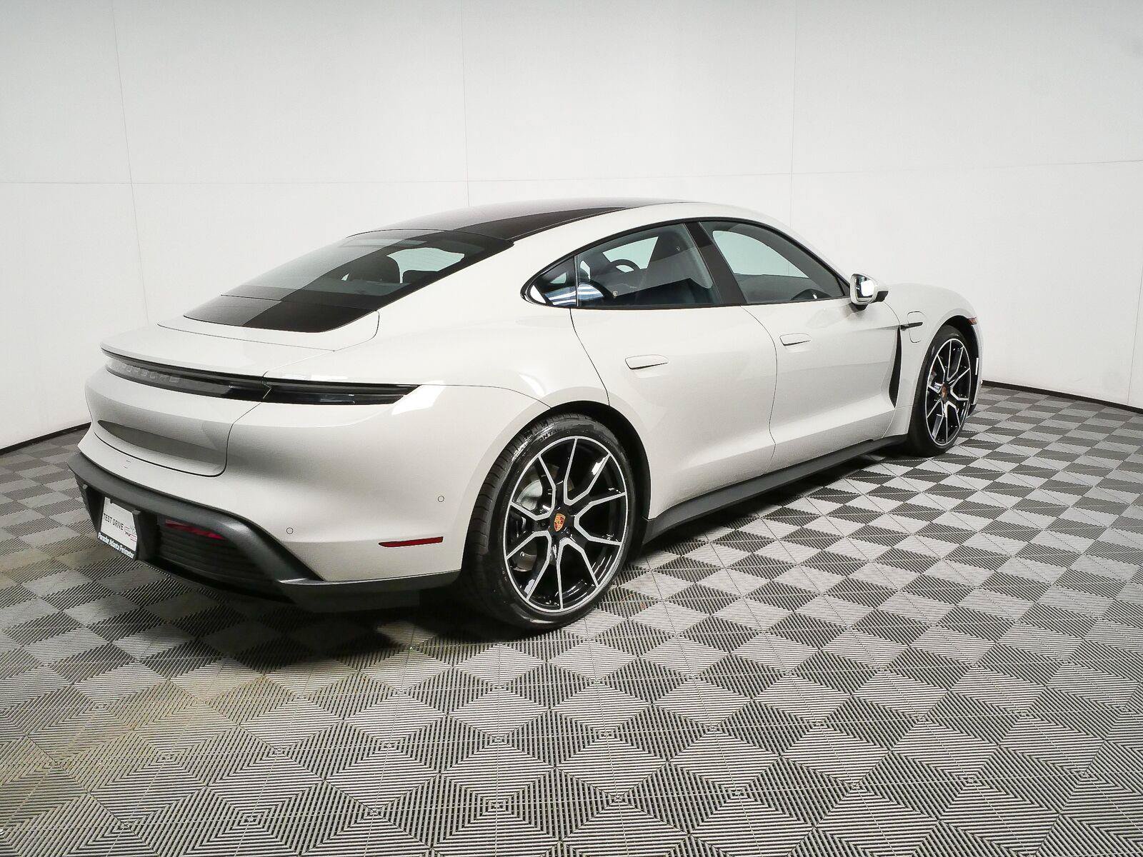 New 2026 Porsche Taycan RWD image 29