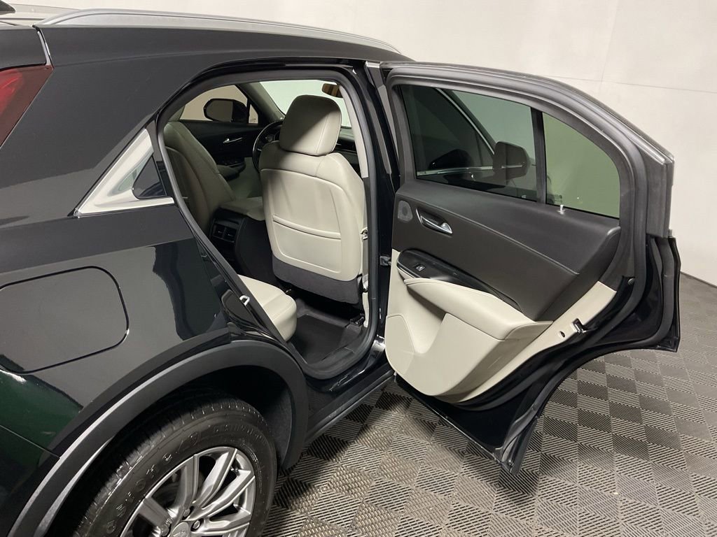 Used 2020 Cadillac XT4 Premium Luxury w/ Driver Awareness Package image 33