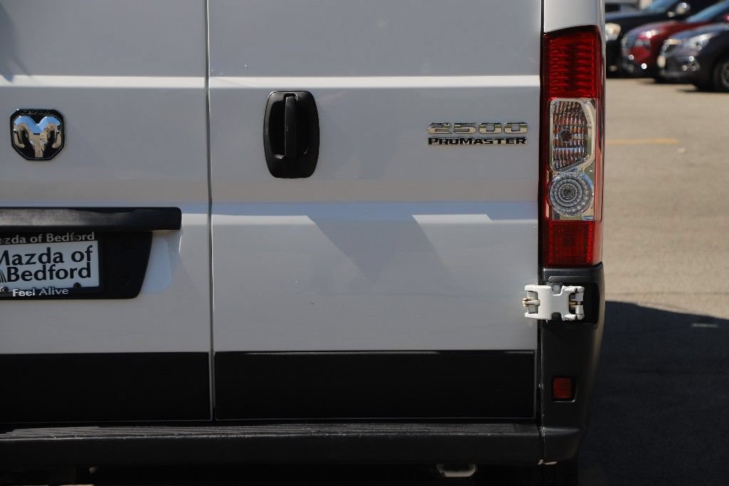 Used 2024 RAM ProMaster 2500 w/ Convenience Group FWD image 10