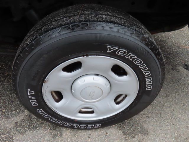 Used 2005 Ford F150 XL RWD image 30