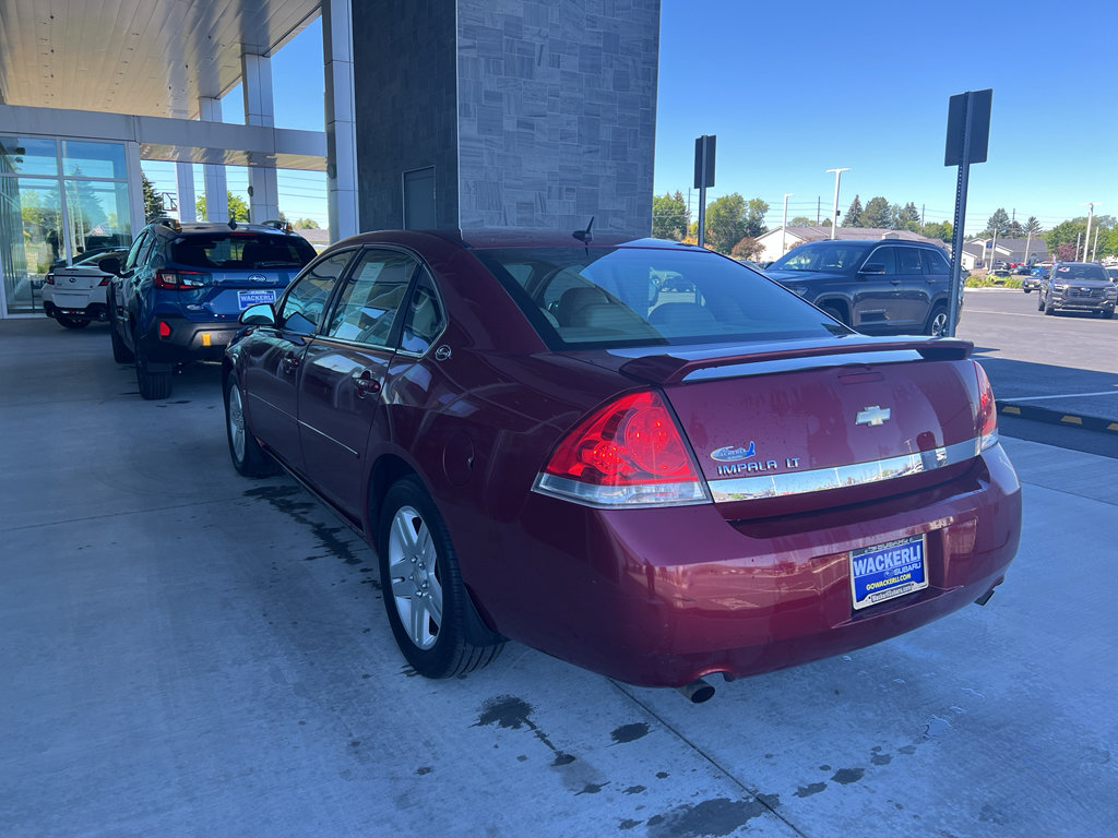 Used 2007 Chevrolet Impala LT FWD image 2