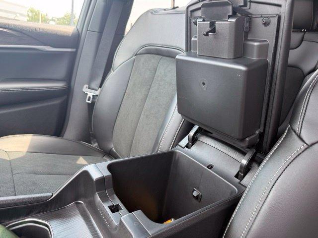 New 2026 Jeep Grand Cherokee Altitude AWD/4WD image 43