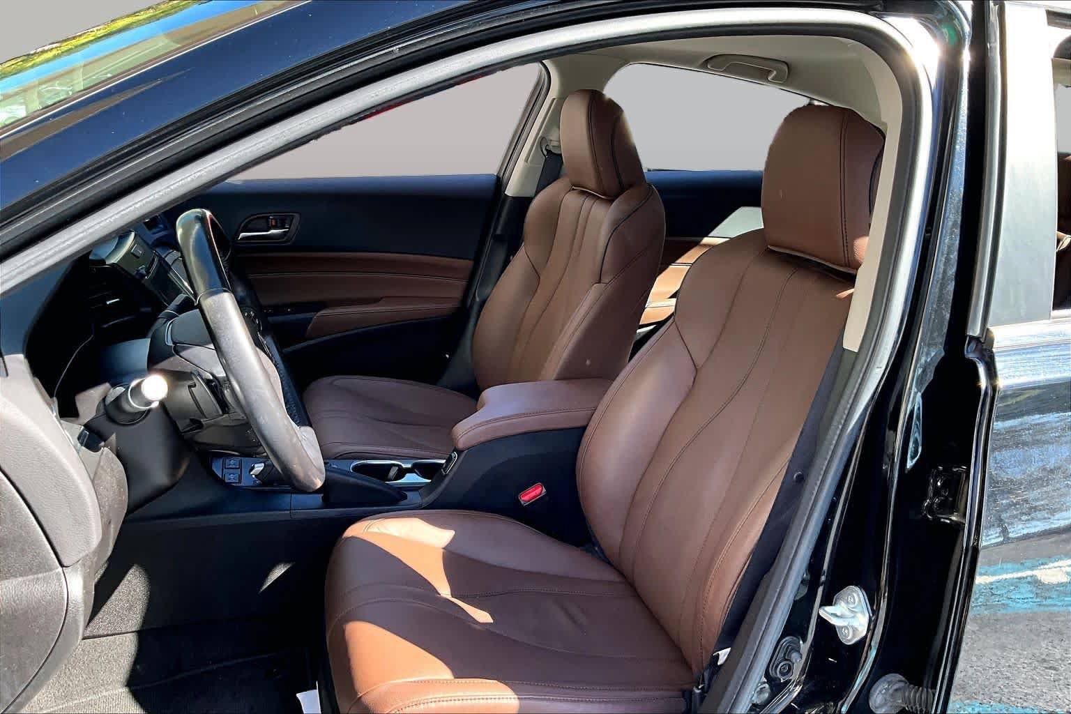 Used 2022 Acura ILX w/ Premium Package FWD image 7