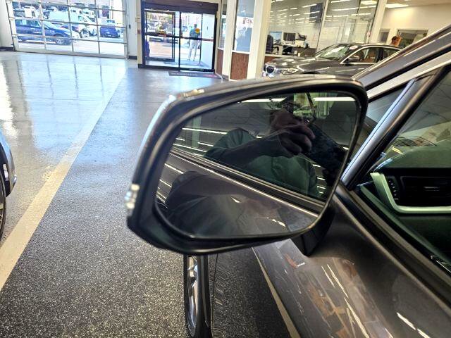 Used 2022 Toyota RAV4 XLE image 36