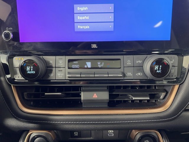 Used 2024 Toyota Grand Highlander AWD Hybrid image 19