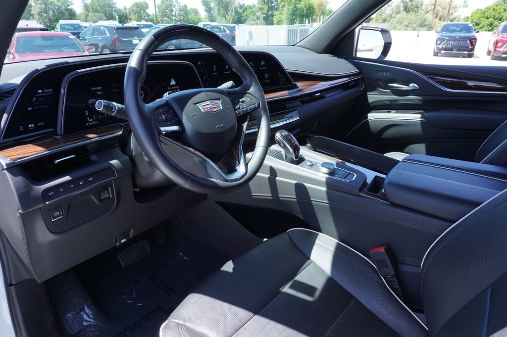 Certified 2023 Cadillac Escalade Premium Luxury AWD/4WD image 18