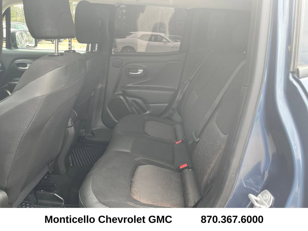 Used 2023 Jeep Renegade Latitude w/ Sun/Sound Group AWD/4WD image 26