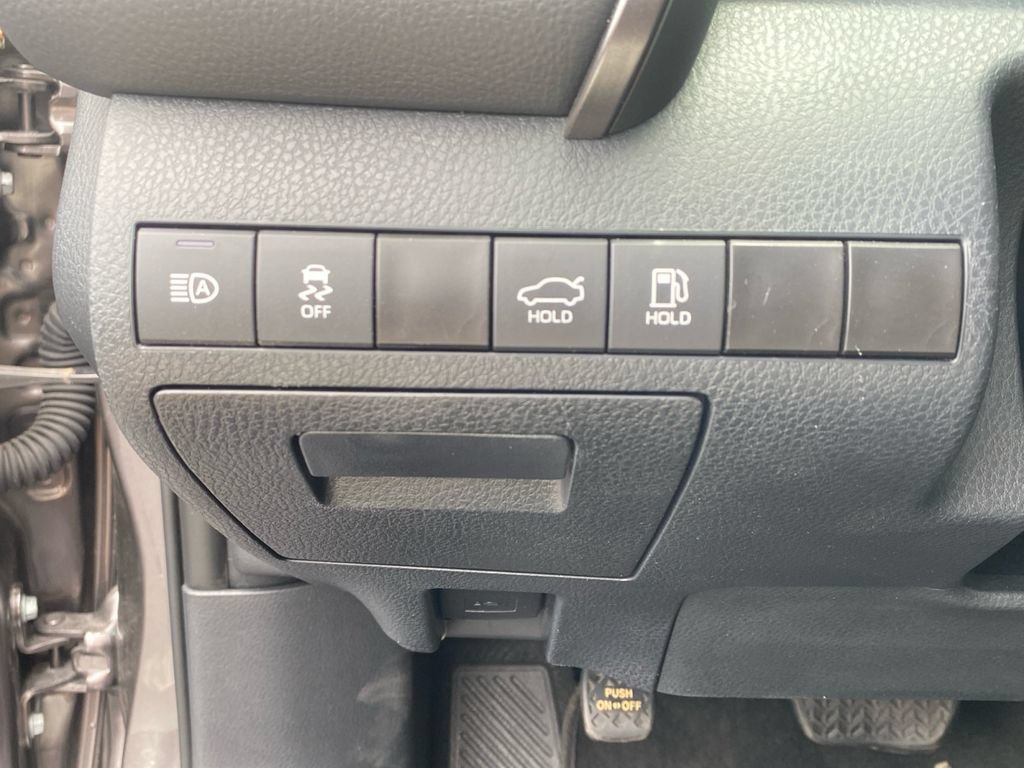 Used 2024 Toyota Camry SE w/ Convenience Package FWD image 22