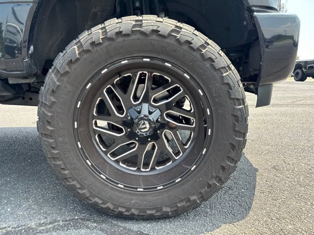 Used 2019 Ford F350 Limited w/ FX4 Off-Road Package AWD/4WD image 3