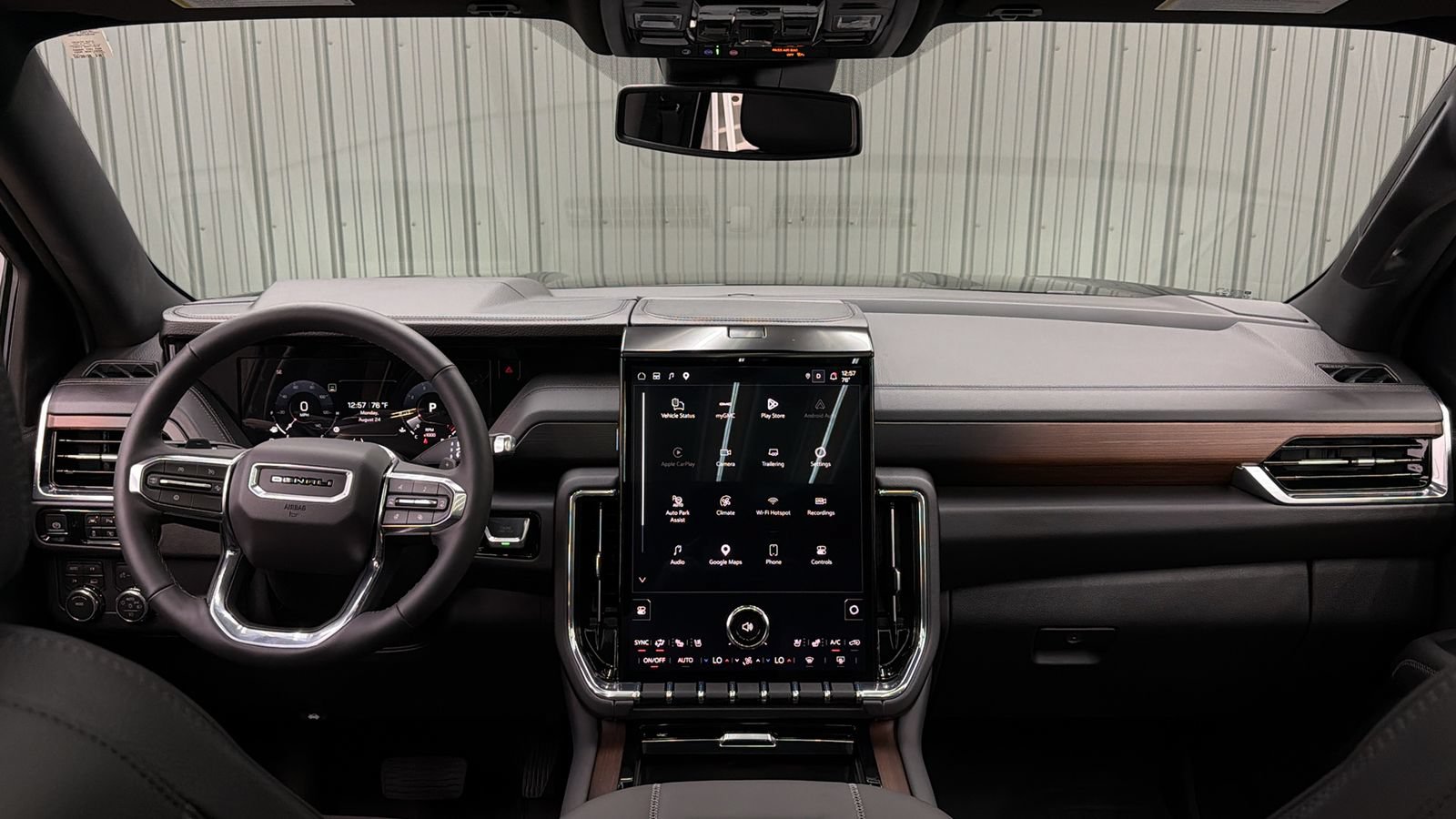 Used 2026 GMC Yukon Denali w/ Sun & Power Step Package AWD/4WD image 34