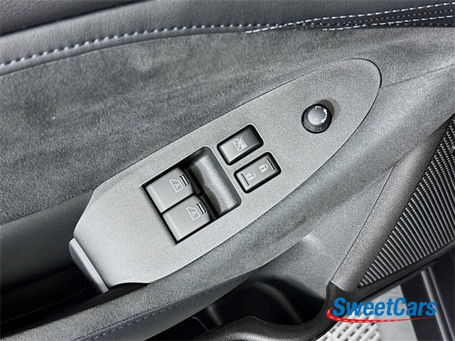 Used 2024 Nissan Z Performance w/ Floor Mat Package image 33