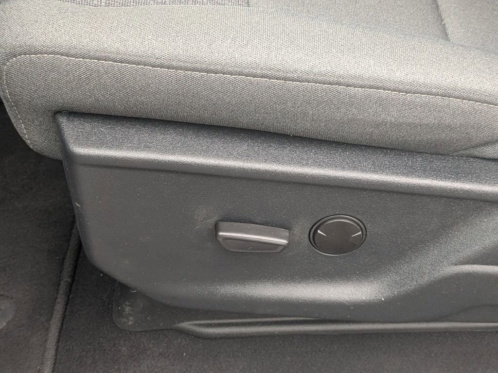 Used 2025 Ford F150 XLT w/ Equipment Group 301A Standard image 16