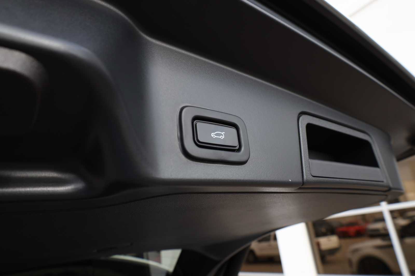Used 2020 Land Rover Range Rover Evoque SE AWD/4WD image 51