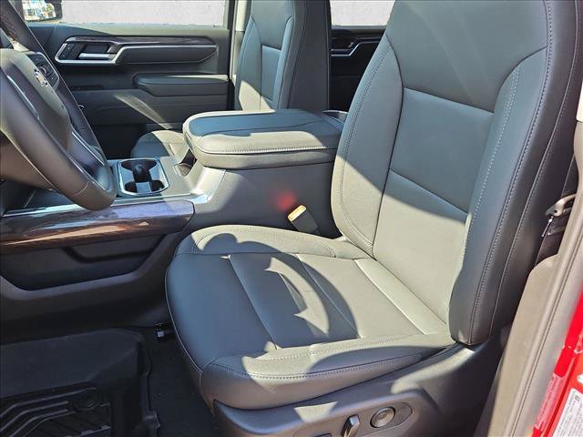 New 2026 Chevrolet Silverado 2500 LTZ w/ LTZ Premium Package AWD/4WD image 4