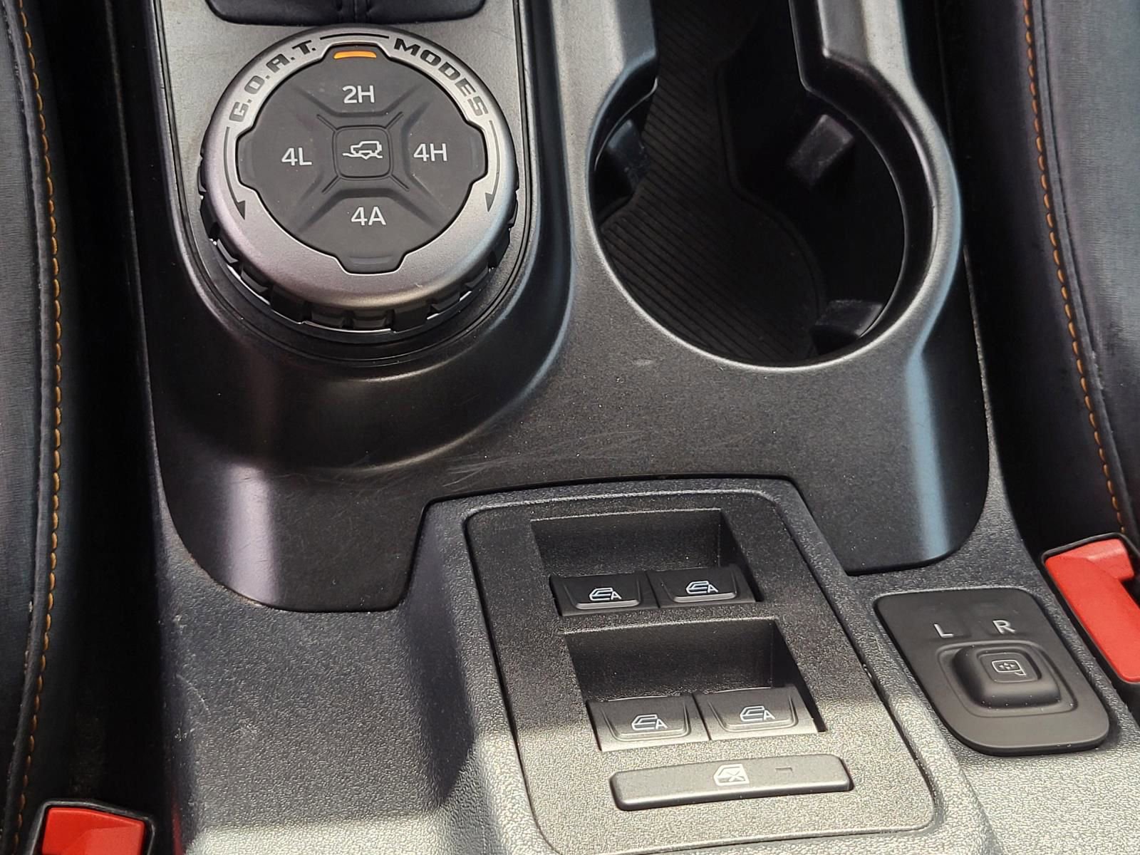 Used 2021 Ford Bronco Badlands w/ Sasquatch Package image 29