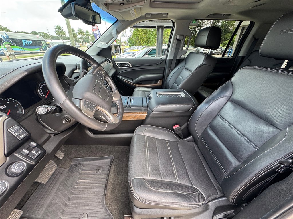 Used 2018 GMC Yukon XL Denali w/ Denali Ultimate Package image 12