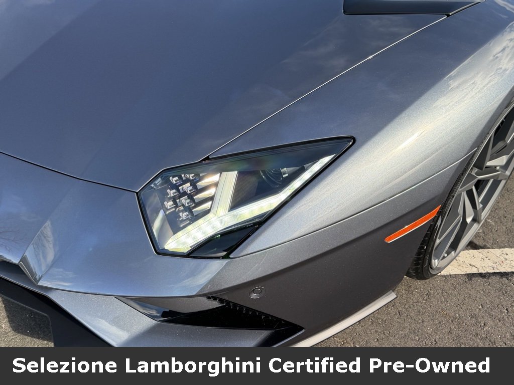 Used 2018 Lamborghini Aventador S image 17