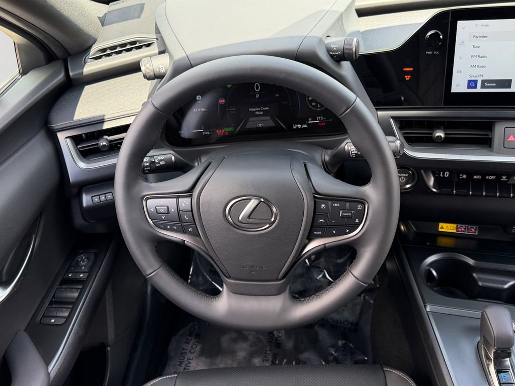 Certified 2026 Lexus UX 300h AWD w/ Accessory Package (2T) image 18