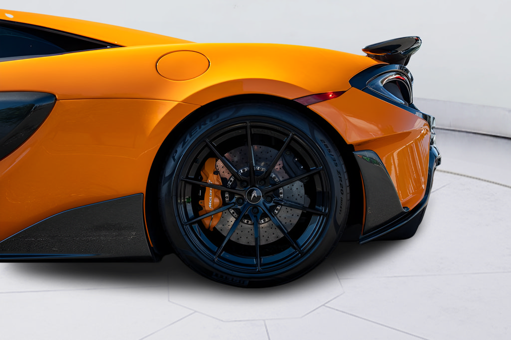 Used 2019 McLaren 600LT RWD image 29