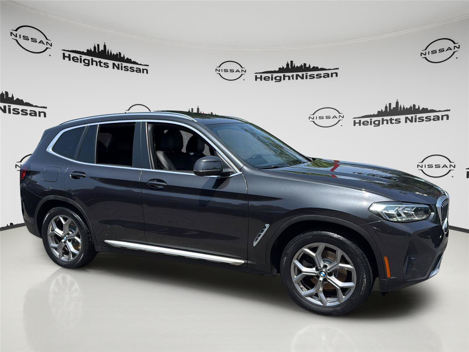 Used 2024 BMW X3 xDrive30i AWD/4WD image 6