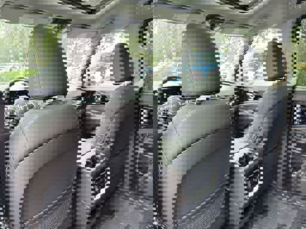 New 2026 Kia Carnival SX Prestige FWD image 23