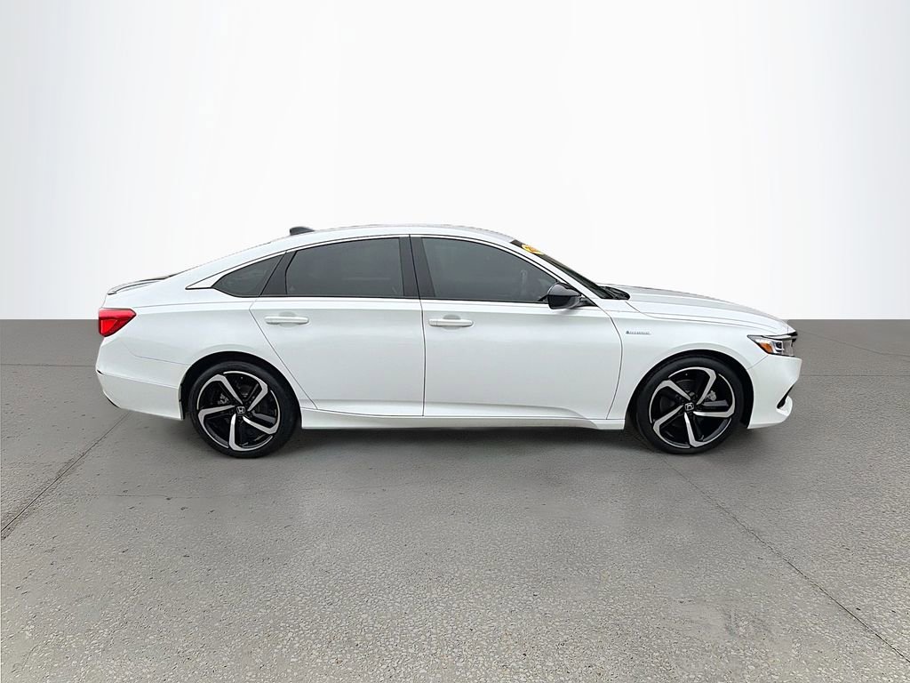 Used 2022 Honda Accord Sport image 3