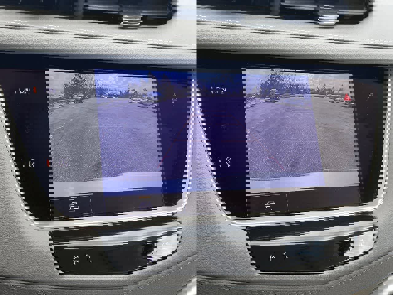 Certified 2023 Cadillac XT5 Premium Luxury w/ LPO, Floor Liner Package image 28