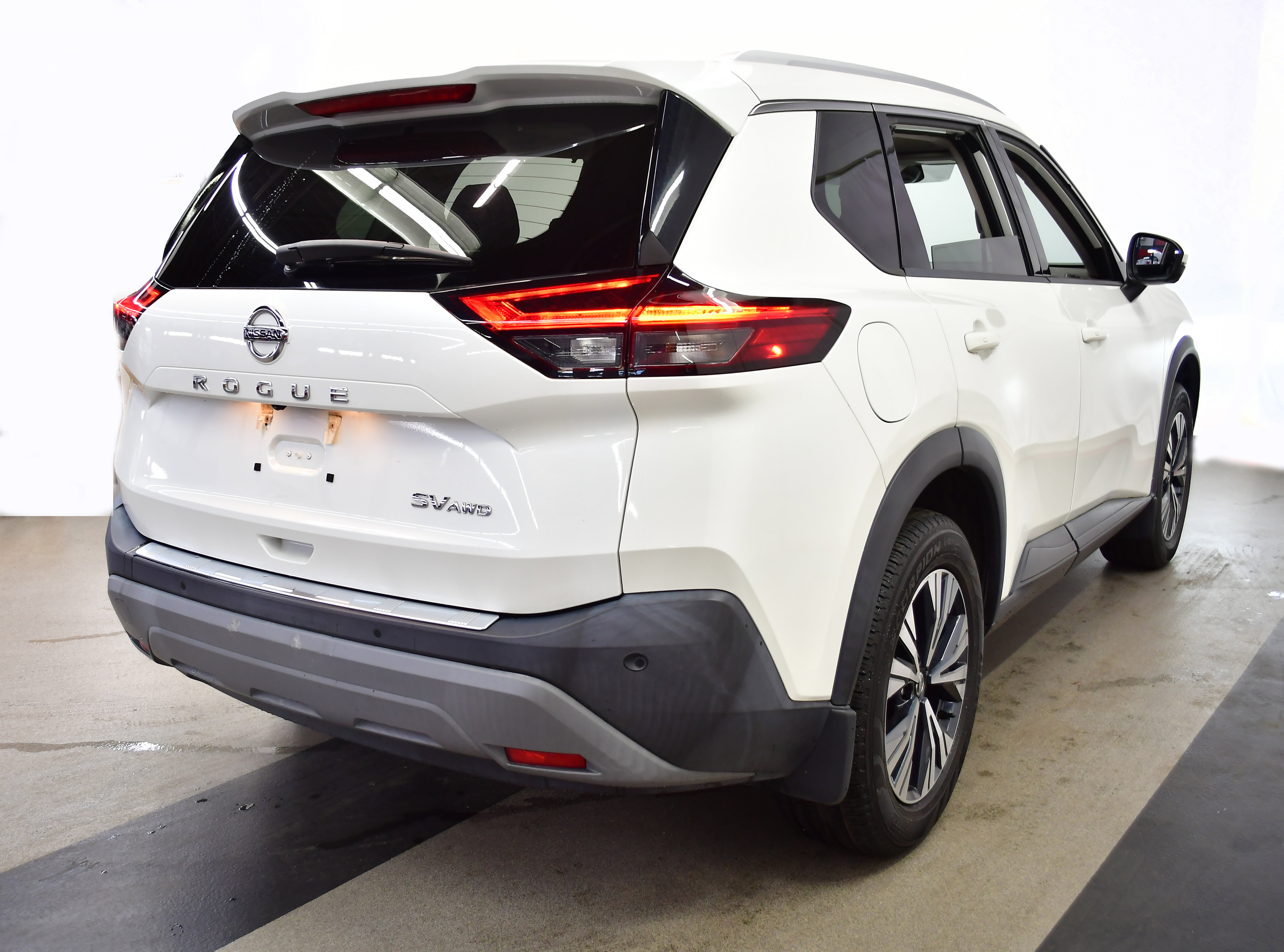 Used 2021 Nissan Rogue SV w/ Premium Package AWD/4WD image 7