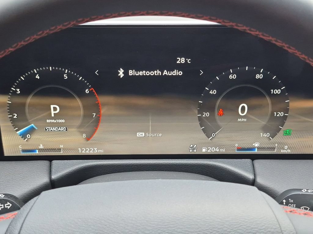Certified 2025 Nissan Armada PRO-4X AWD/4WD image 27