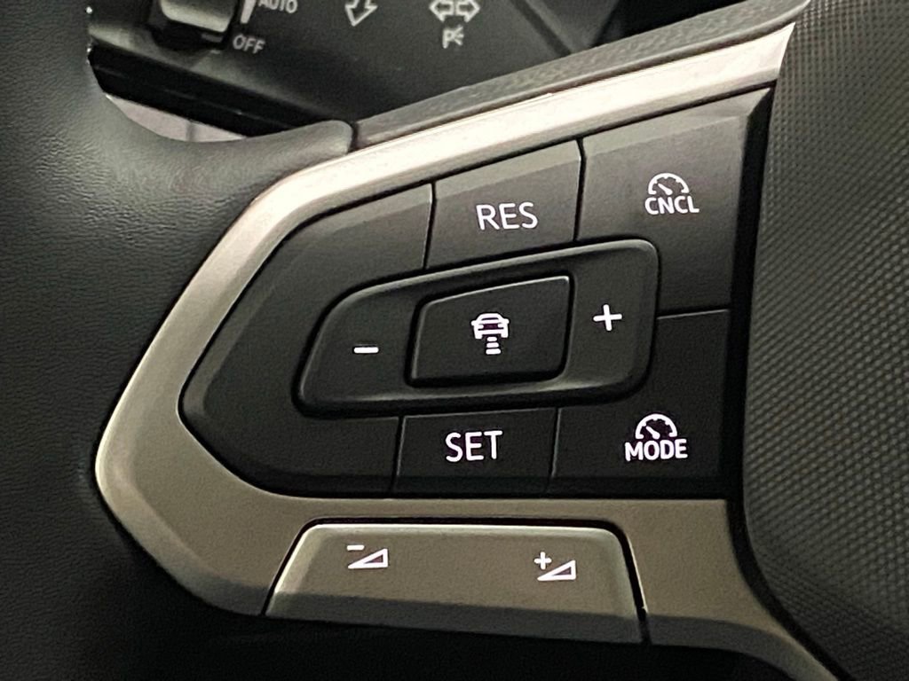New 2026 Volkswagen Tiguan SE AWD/4WD image 14