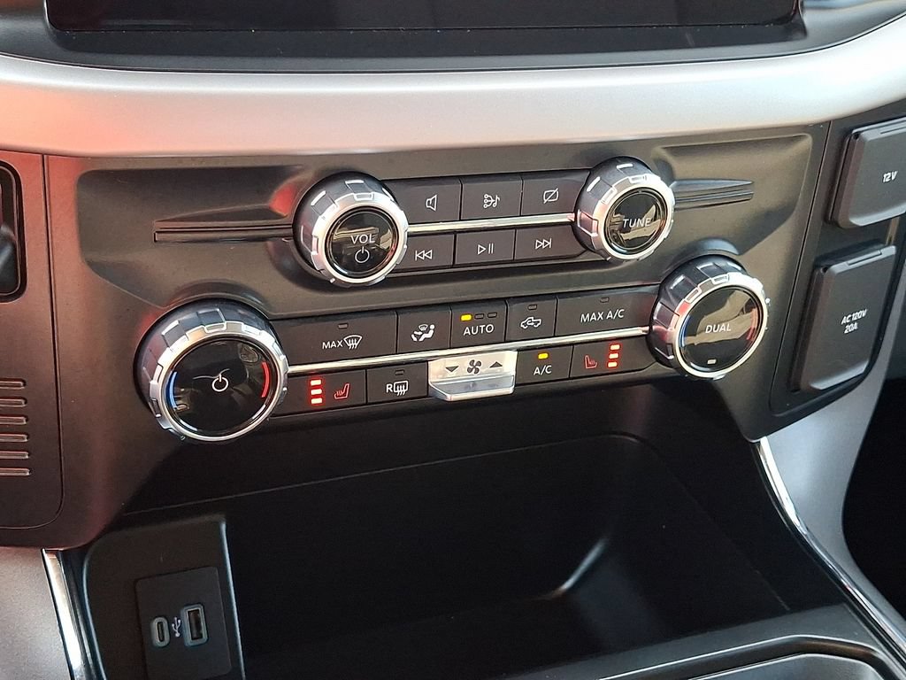 Used 2023 Ford F150 Lightning XLT AWD/4WD image 15