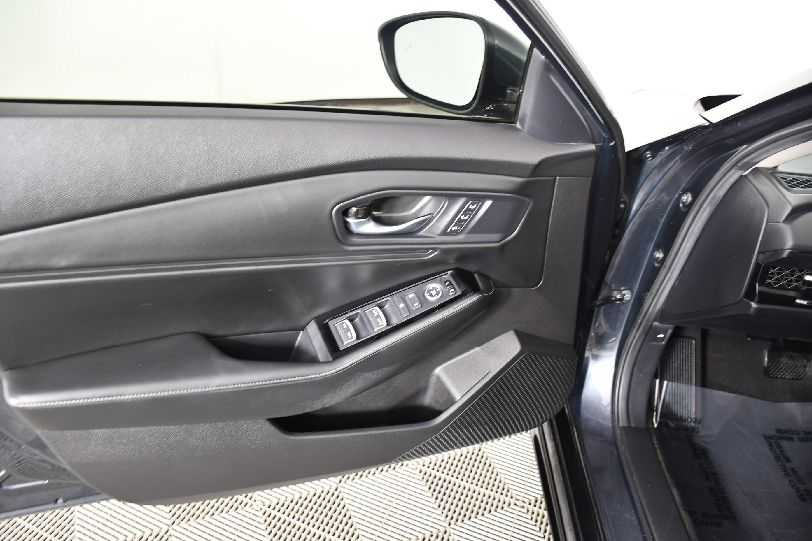 Certified 2024 Honda Accord Touring image 36