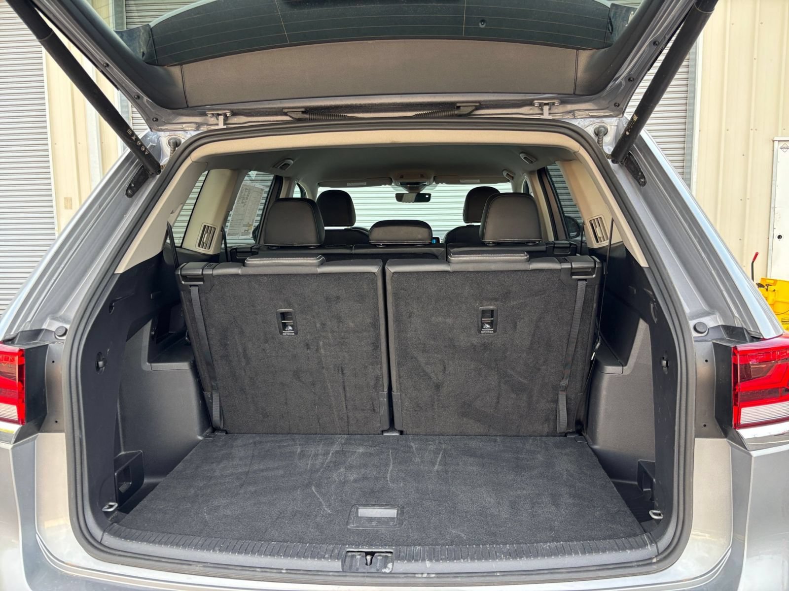 Used 2026 Volkswagen Atlas SE FWD image 34