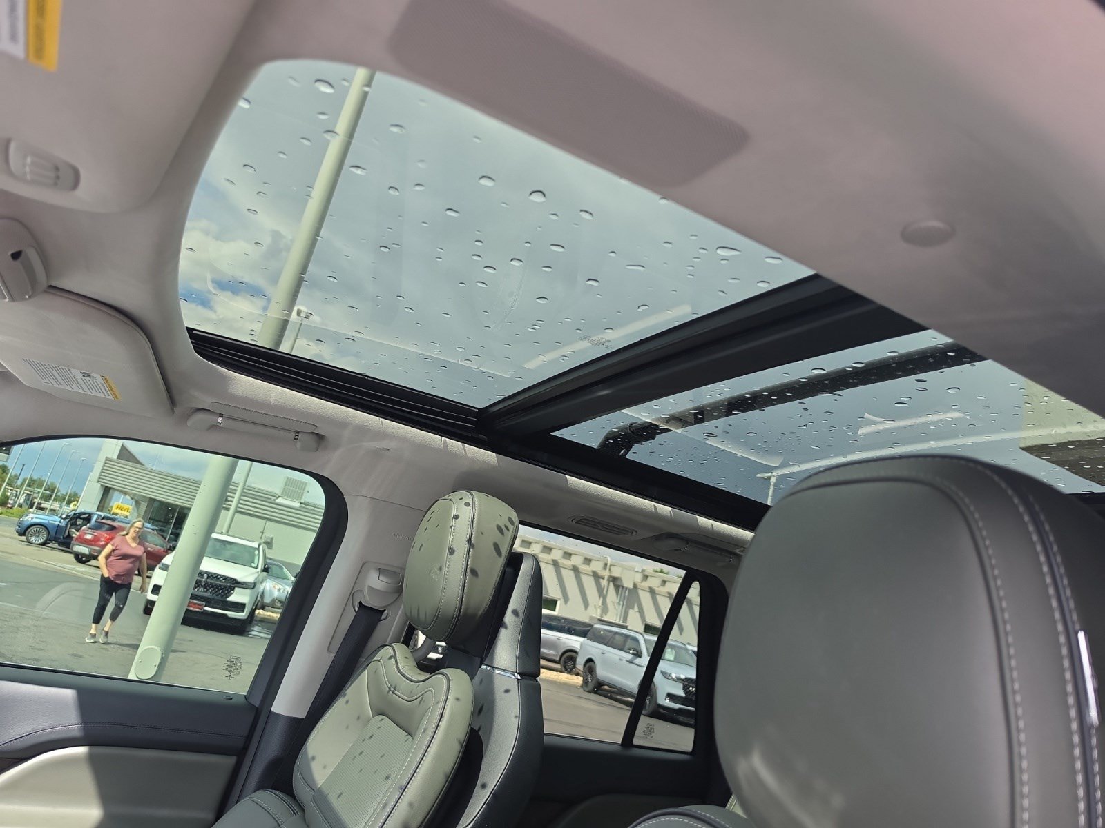 Certified 2022 Lincoln Navigator Black Label AWD/4WD image 21