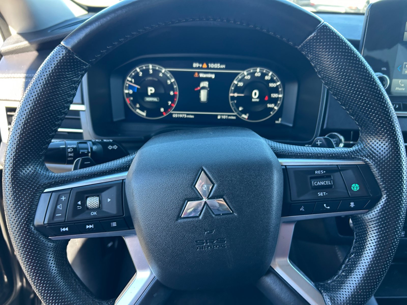 Used 2024 Mitsubishi Outlander SE FWD image 9