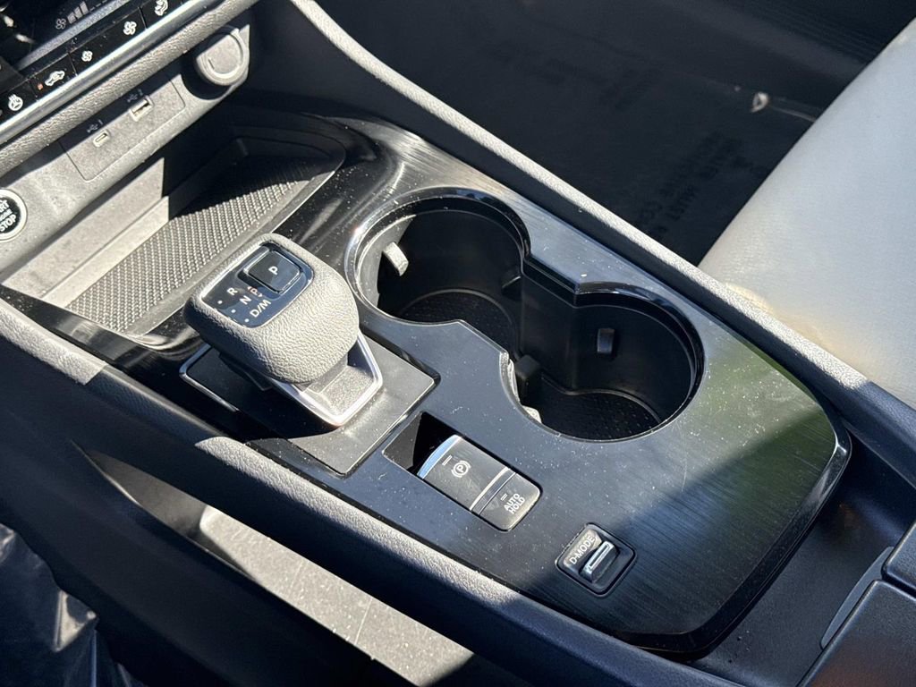 Certified 2022 Nissan Rogue SV w/ SV Premium Package image 30