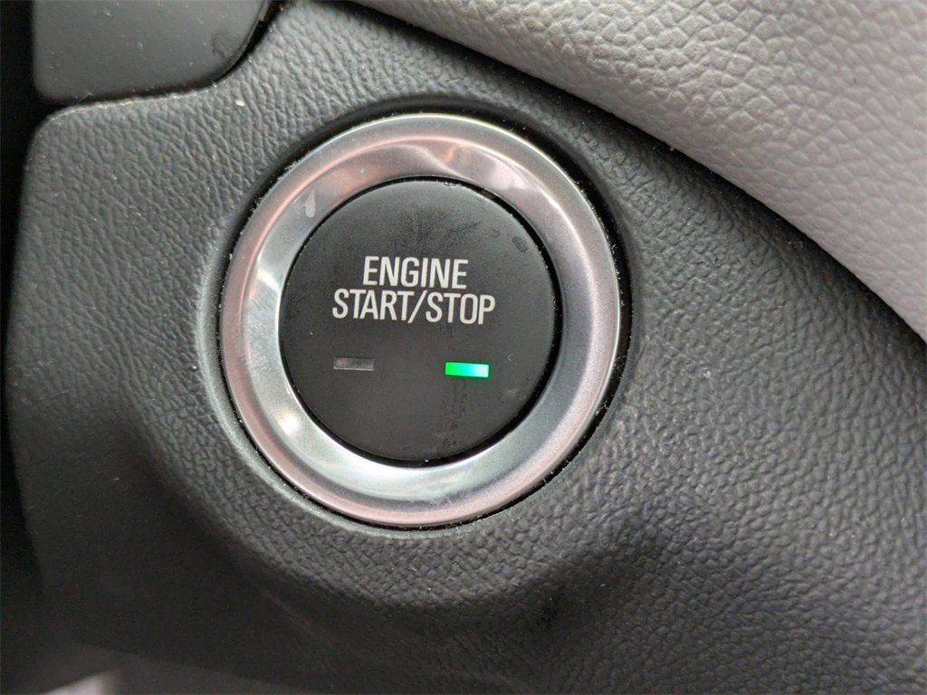 Used 2023 Chevrolet Equinox LS w/ LS Convenience Package image 29