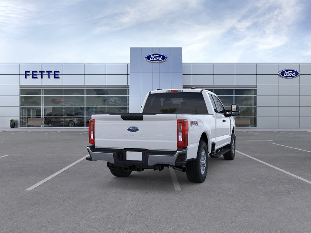 New 2026 Ford F250 XLT w/ FX4 Off-Road Package AWD/4WD image 8