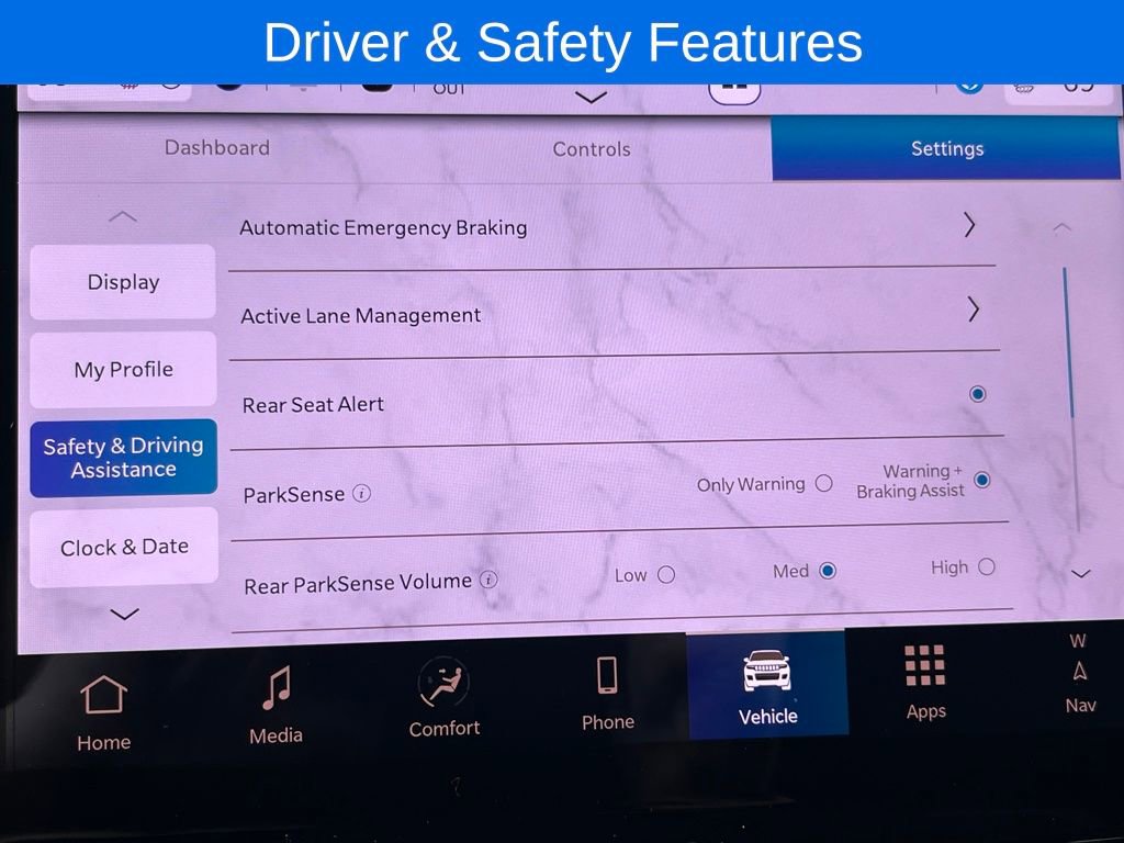 New 2025 Jeep Grand Cherokee Limited w/ Trailer Tow Package image 9