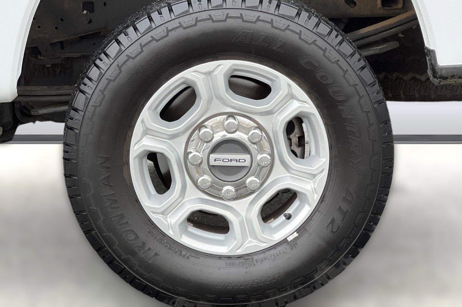 Used 2025 Ford F250 XLT w/ FX4 Off-Road Package image 11