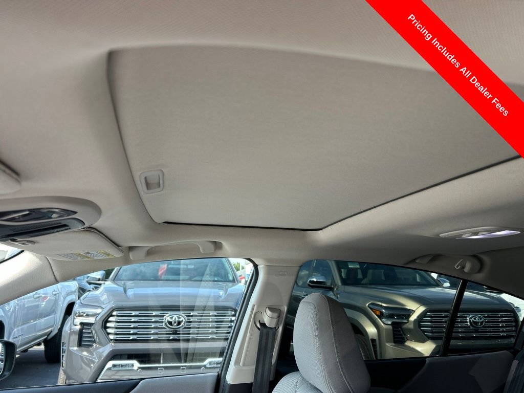 Used 2025 Subaru Legacy Premium AWD/4WD image 6