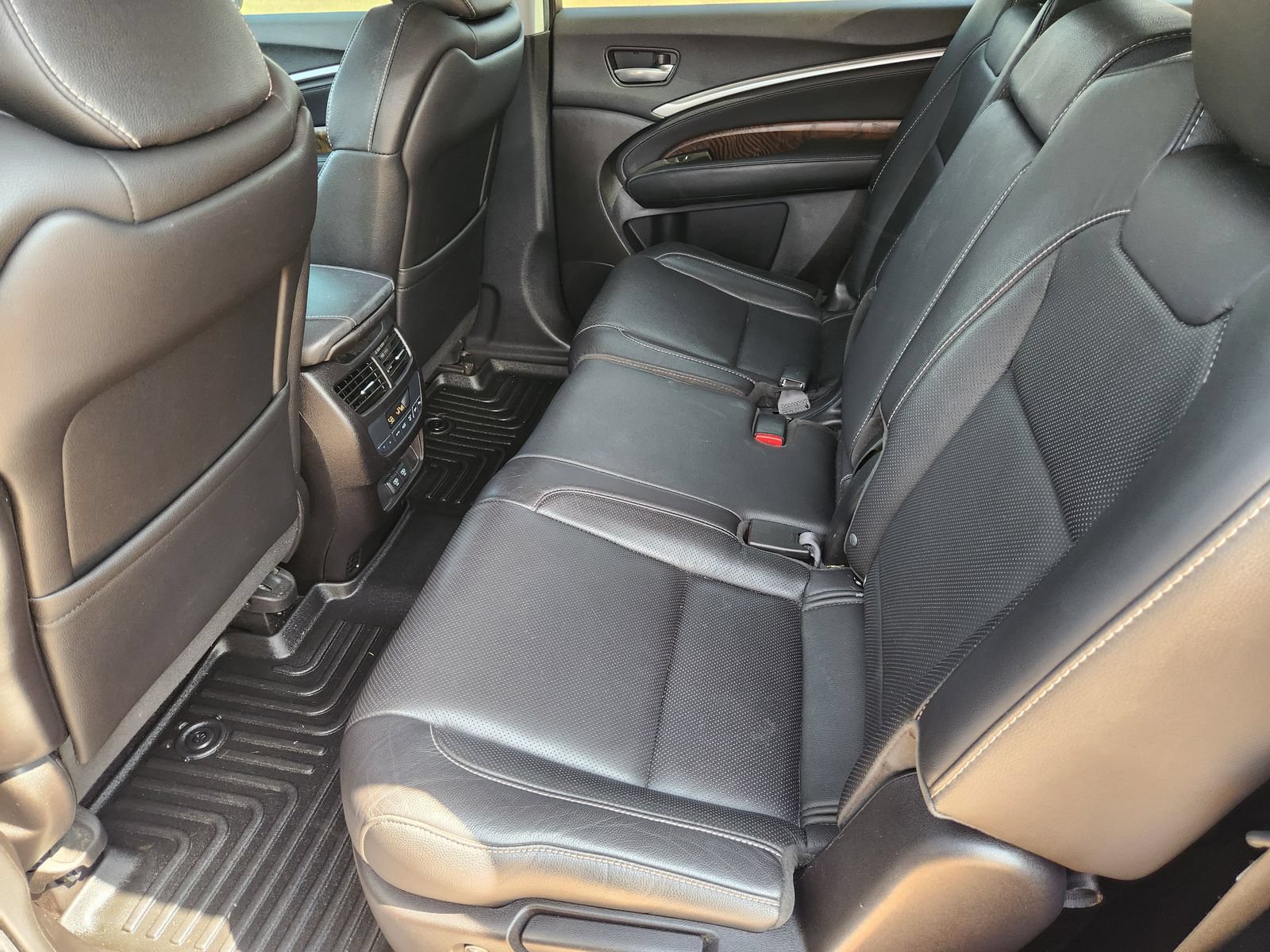 Used 2020 Acura MDX w/ Technology Package FWD image 34