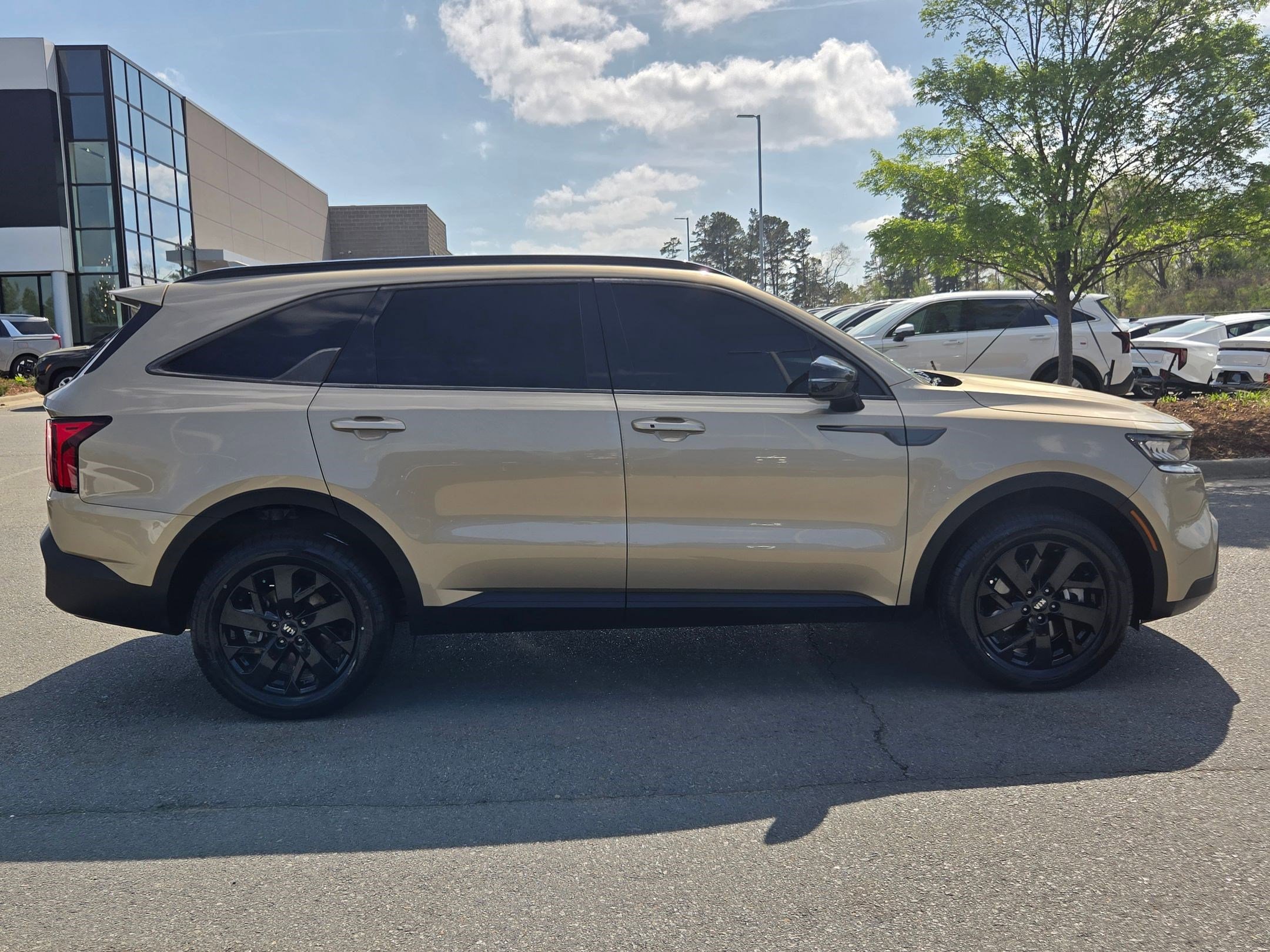 Used 2021 Kia Sorento S w/ Panoramic Sunroof Package image 8