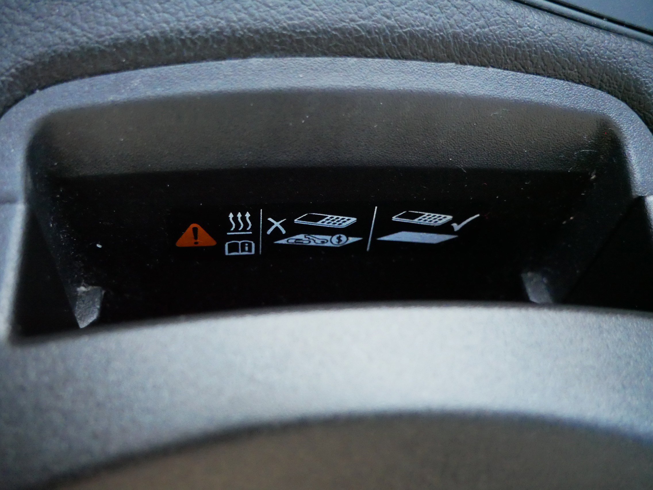 Certified 2024 Cadillac XT5 Sportv w/ LPO, Floor Liner Package image 30