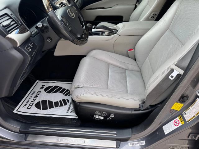 Used 2013 Lexus LS 460 image 11