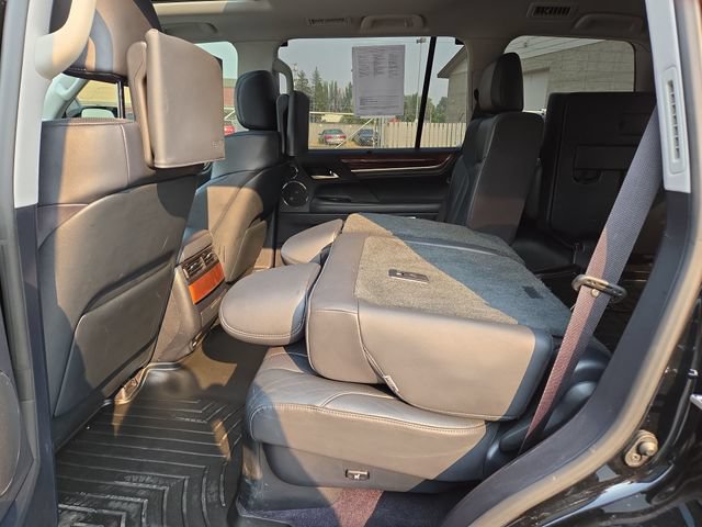 Used 2017 Lexus LX 570 4WD w/ Luxury Package image 34