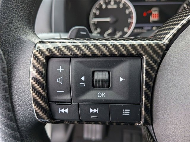 Used 2024 Nissan Pathfinder S image 17