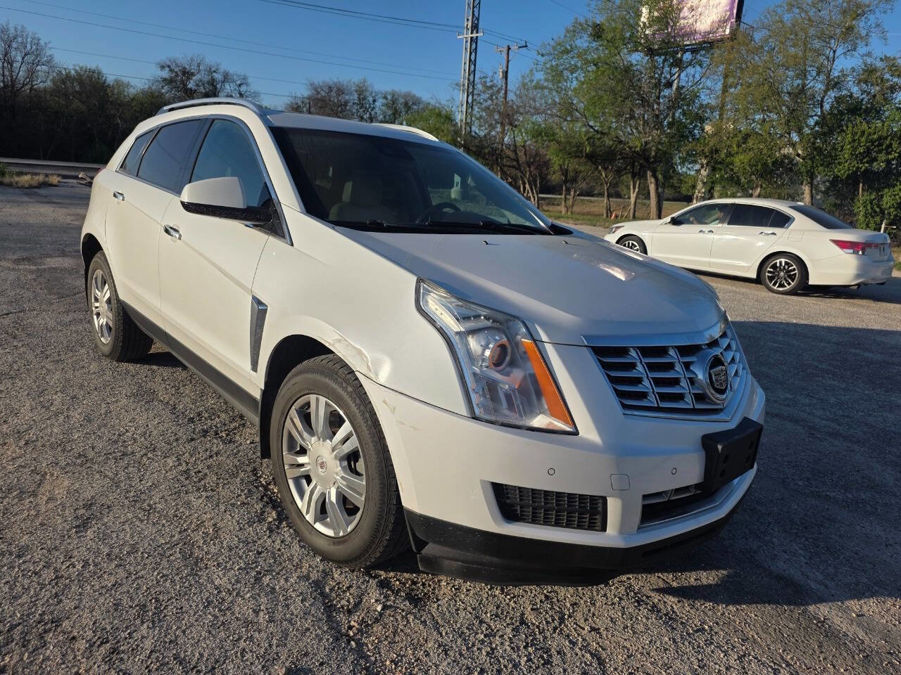 Used 2014 Cadillac SRX Luxury w/ Driver Awareness Package FWD image 2