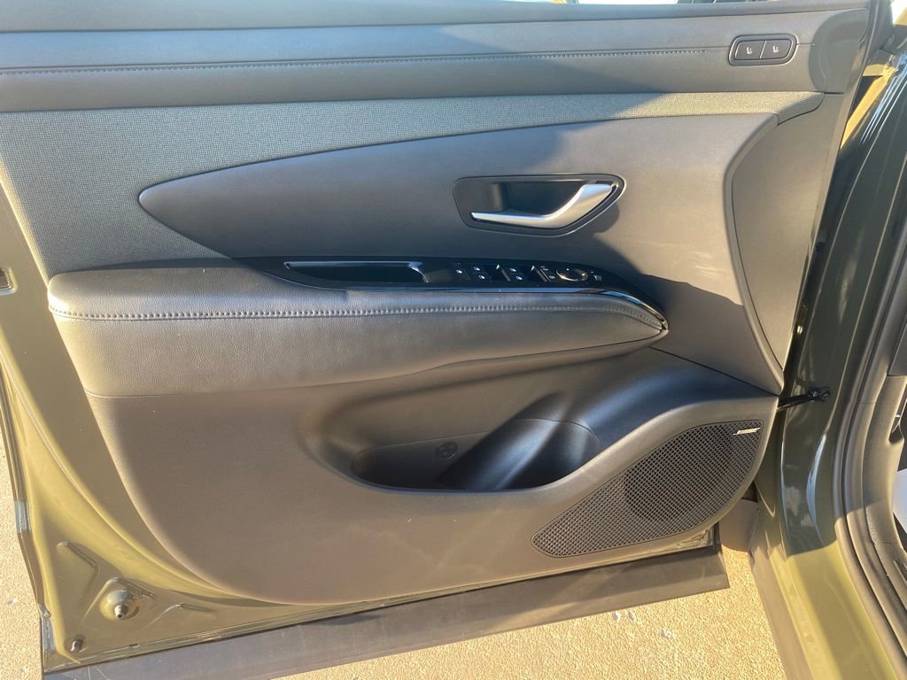 Used 2025 Hyundai Santa Cruz Limited AWD/4WD image 7